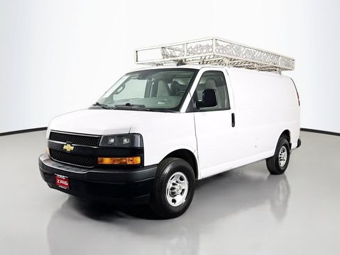 Used 2021 Chevrolet Express 2500 w/ Driver Convenience Package RWD image 1