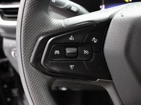 Used 2025 Chevrolet TrailBlazer LT FWD image 26