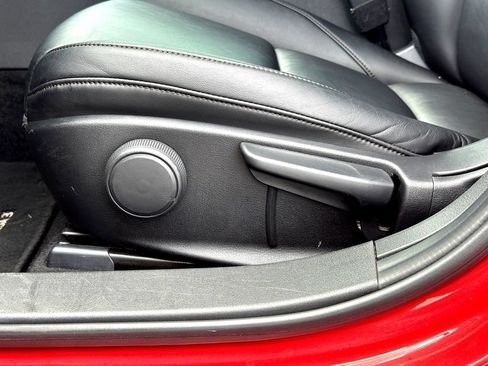 Used 2024 MAZDA MAZDA3 s FWD image 13