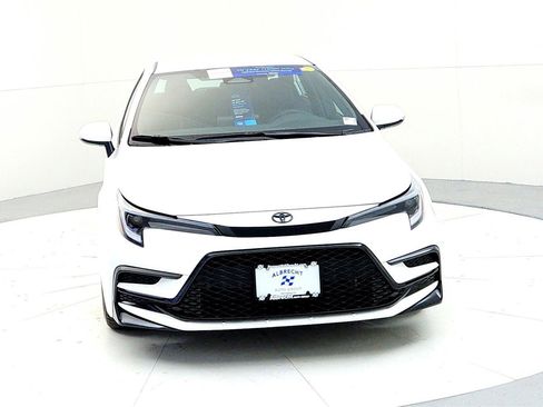 New 2026 Toyota Corolla SE image 8
