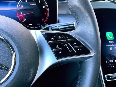 Used 2025 Mercedes-Benz GLC 300 GLC 300 image 25