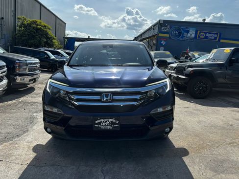 Used 2017 Honda Pilot EX-L image 2