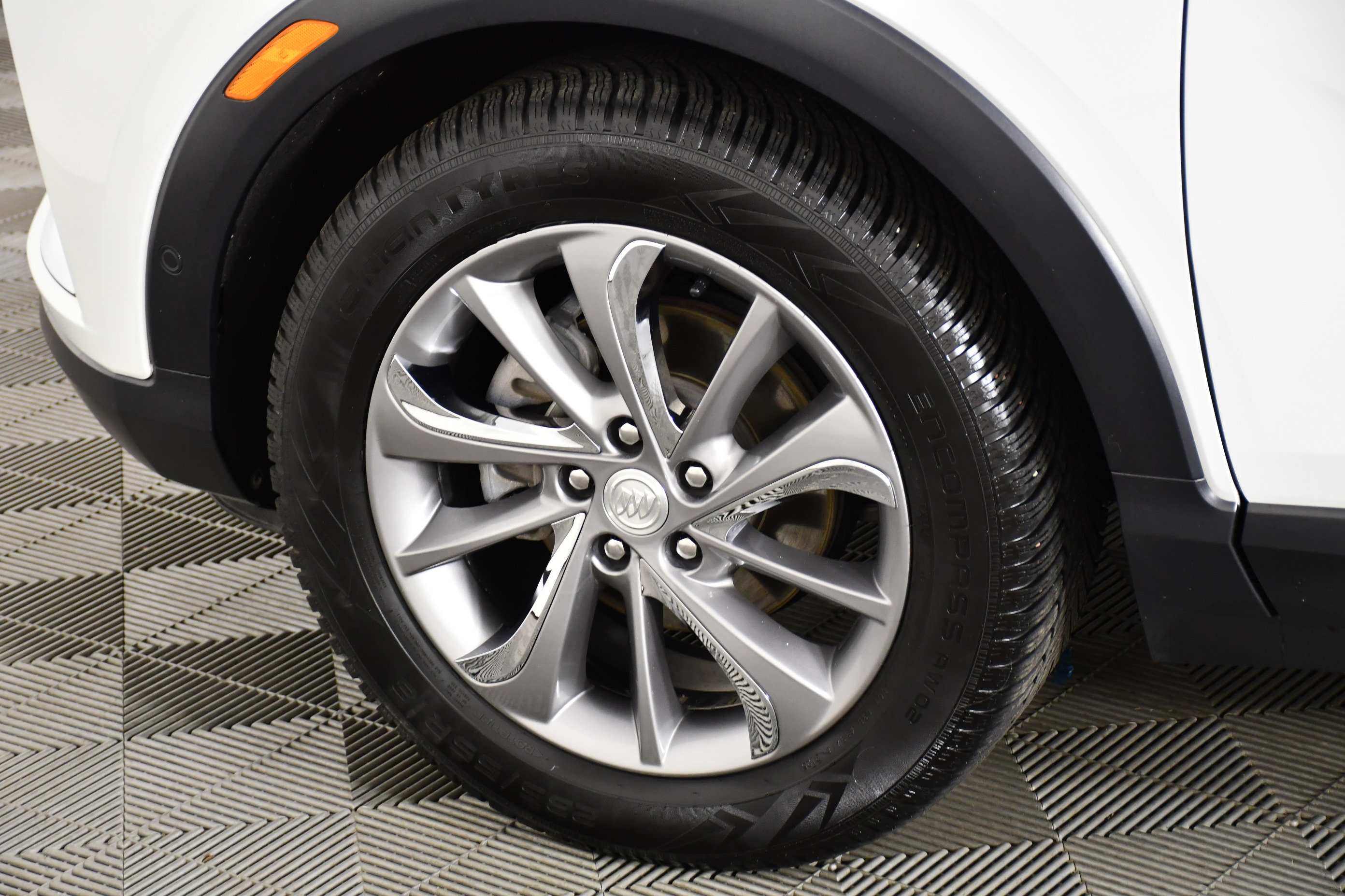 Used 2022 Buick Encore GX Essence w/ Advanced Technology Package FWD image 55