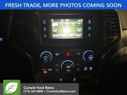Used 2015 Jeep Grand Cherokee Laredo w/ Quick Order Package 23E image 10
