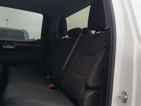 Used 2025 Chevrolet Silverado 1500 LT image 11