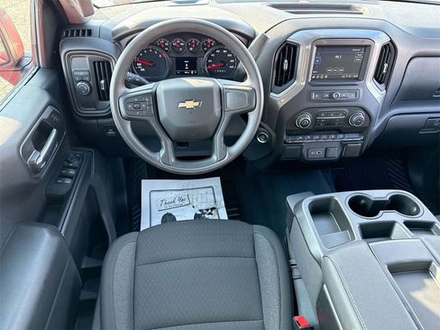Used 2022 Chevrolet Silverado 1500 Custom image 14
