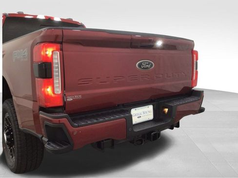 New 2025 Ford F250 Lariat w/ Lariat Ultimate Package image 28