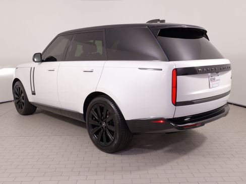Used 2023 Land Rover Range Rover SE AWD/4WD image 17
