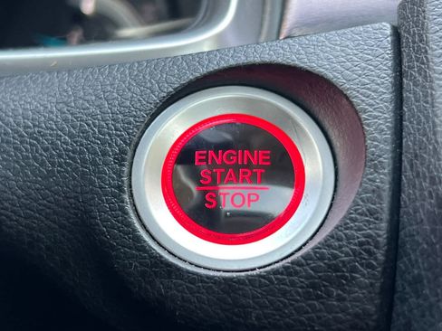 Used 2018 Honda Civic EX-L image 22