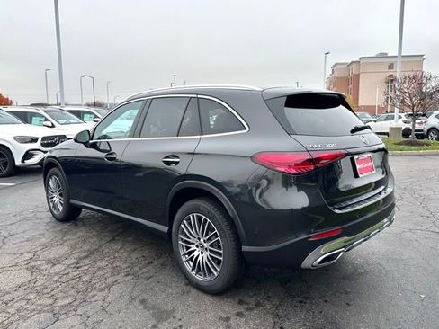 Used 2026 Mercedes-Benz GLC 300 4MATIC image 8