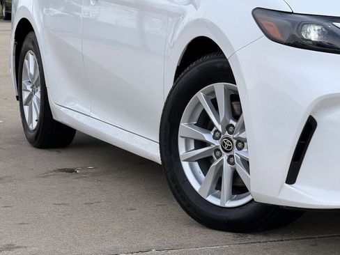 Used 2025 Toyota Camry LE FWD image 12