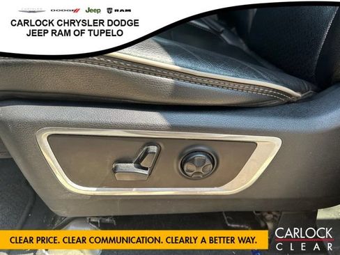 Used 2019 RAM 1500 Laramie AWD/4WD image 19