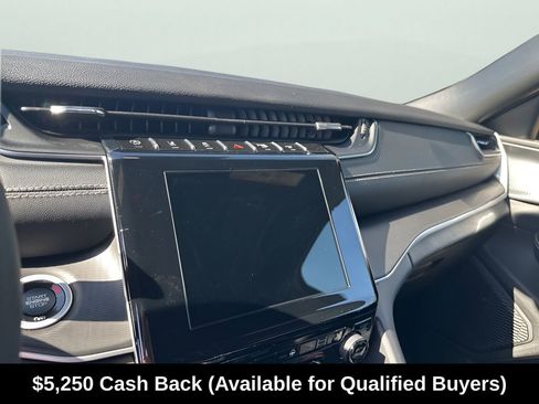 New 2025 Jeep Grand Cherokee Altitude image 39