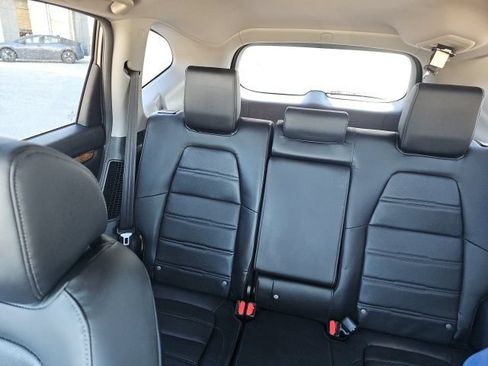 Used 2022 Honda CR-V Touring image 9