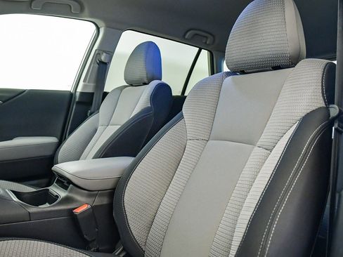 Used 2023 Subaru Outback Premium image 20