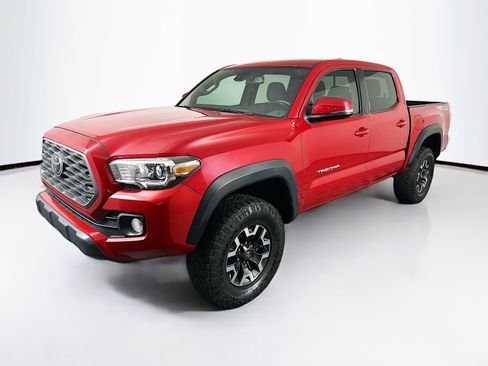 Used 2020 Toyota Tacoma TRD Off-Road image 3