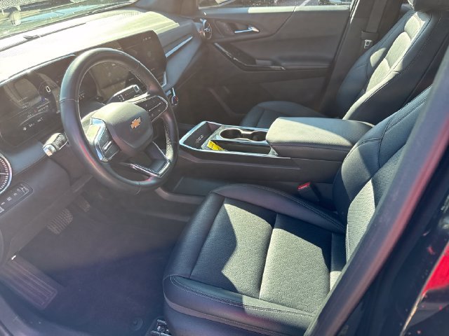 Used 2025 Chevrolet Equinox LT w/ Convenience Package II AWD/4WD image 11