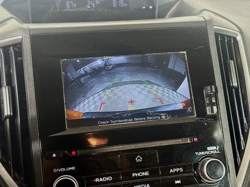 Used 2019 Subaru Crosstrek 2.0i Premium image 19