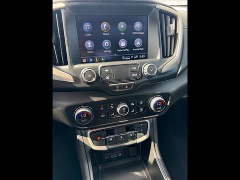 Used 2024 GMC Terrain Denali image 13