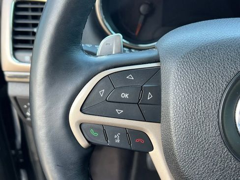 Used 2016 Jeep Grand Cherokee Laredo 75th Anniversary image 29