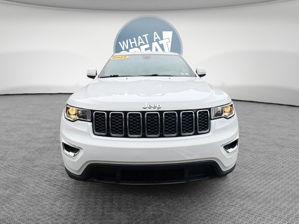 Certified 2021 Jeep Grand Cherokee Laredo AWD/4WD image 9