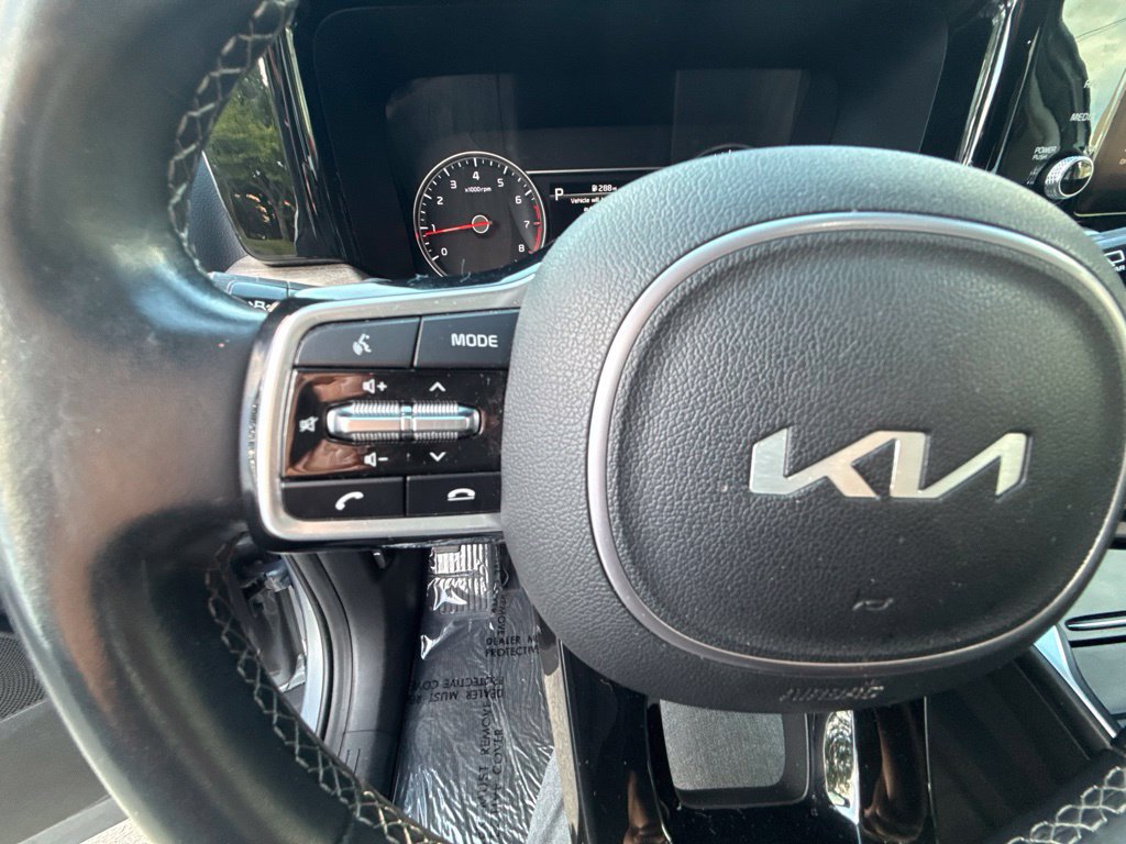 Used 2023 Kia Sorento S w/ Panoramic Sunroof Package AWD/4WD image 21