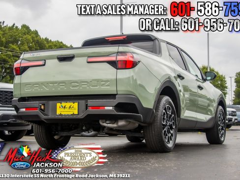 Used 2022 Hyundai Santa Cruz SEL FWD image 5