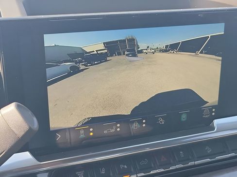 New 2026 Chevrolet Silverado 2500 LTZ w/ LTZ Plus Package AWD/4WD image 31