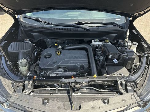 Used 2024 Chevrolet Equinox LS w/ LS Convenience Package image 33