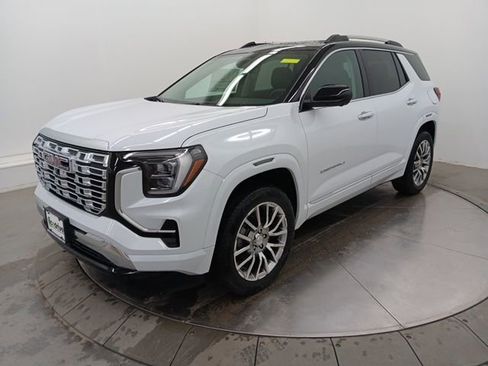 New 2026 GMC Terrain Denali w/ LPO, Floor Liner Package image 3