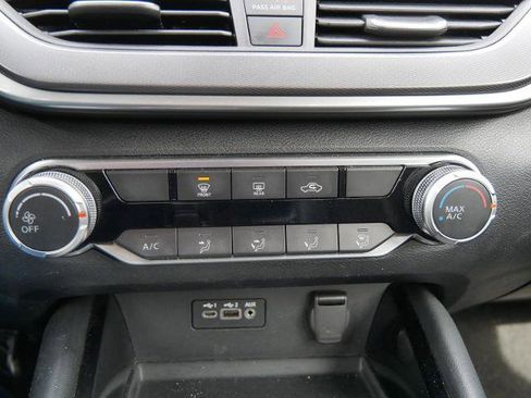 Certified 2023 Nissan Altima 2.5 SR FWD image 19