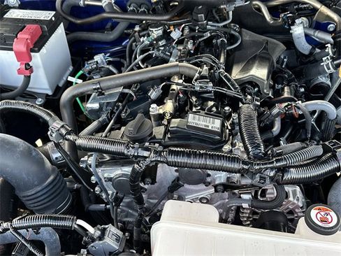 Certified 2025 Toyota Tacoma TRD Sport image 32