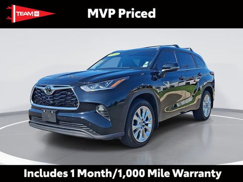 Used 2024 Toyota Highlander Limited AWD/4WD image 1