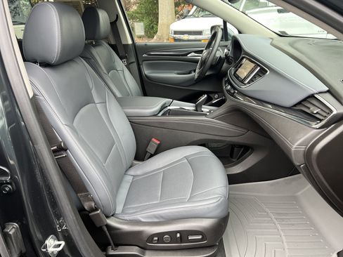 Used 2021 Buick Enclave Premium w/ Sun and Sites Package image 34