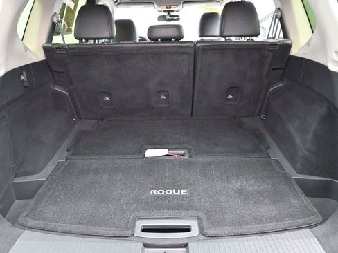 Used 2023 Nissan Rogue SL FWD image 9