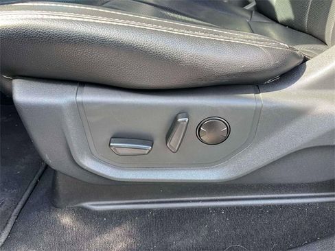 Used 2022 Ford F250 Lariat w/ Lariat Value Package image 28