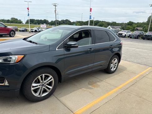 Used 2019 Ford Edge SEL w/ Equipment Group 201A AWD/4WD image 1