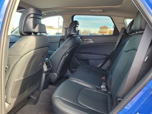New 2026 Kia Sportage EX image 7