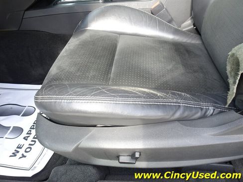 Used 2009 Dodge Challenger SRT8 w/ SRT Option Group II RWD image 27