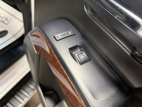 Used 2016 GMC Sierra 1500 SLE w/ SLE Value Package image 26