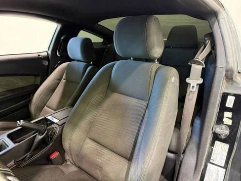 Used 2013 Ford Mustang GT image 19