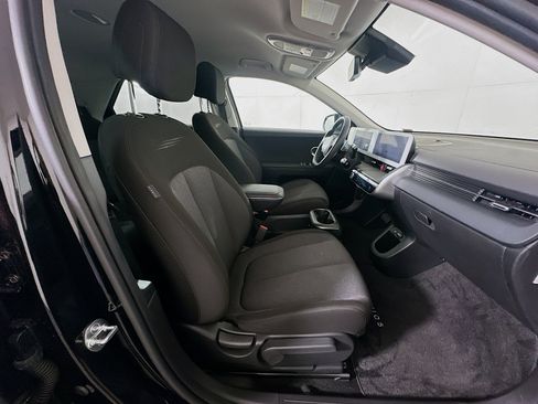 Used 2024 Hyundai Ioniq 5 SEL RWD image 32