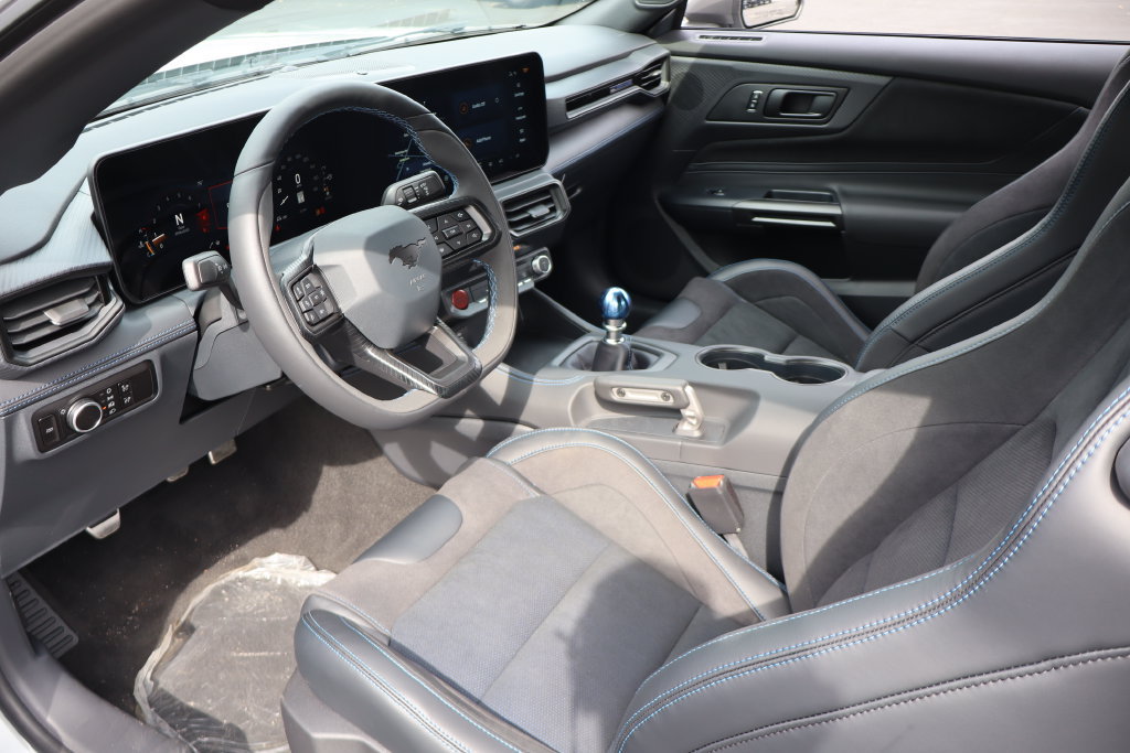 New 2026 Ford Mustang Dark Horse RWD image 5