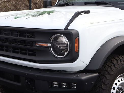 Used 2022 Ford Bronco 2-Door image 3