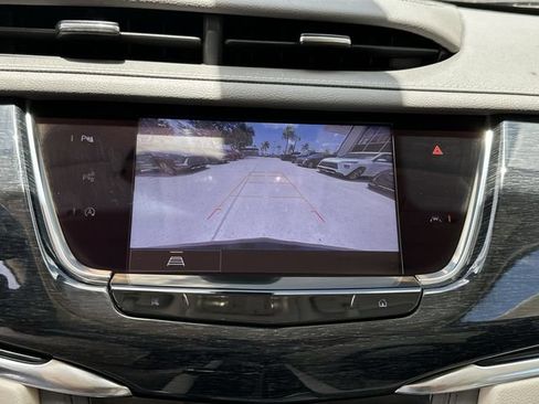 Certified 2023 Cadillac XT6 Premium Luxury FWD image 25