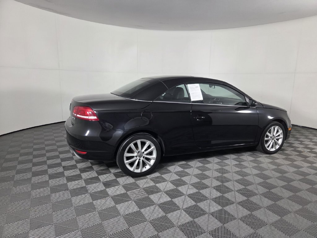 Used 2016 Volkswagen Eos Komfort FWD image 4