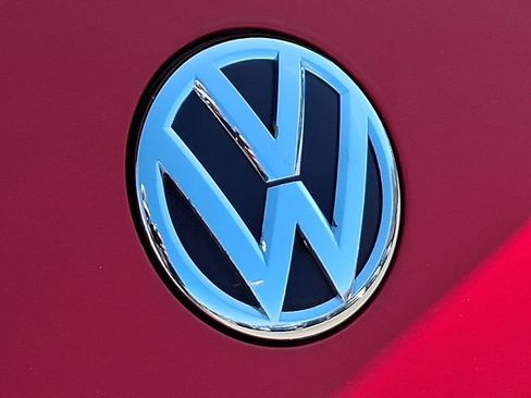 Used 2013 Volkswagen Beetle 2.0T image 30