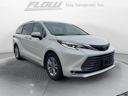Used 2021 Toyota Sienna Platinum w/ Protection Package (TMS)
