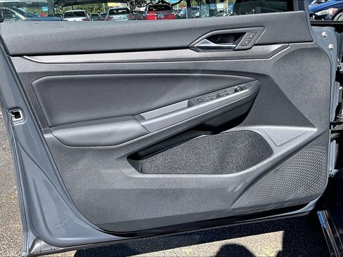 New 2026 Volkswagen Golf image 10