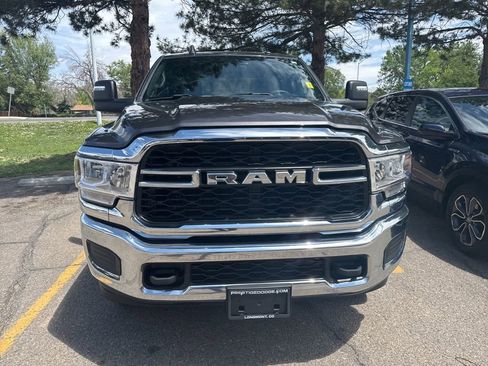 Used 2024 RAM 2500 Tradesman w/ Chrome Appearance Group AWD/4WD image 4